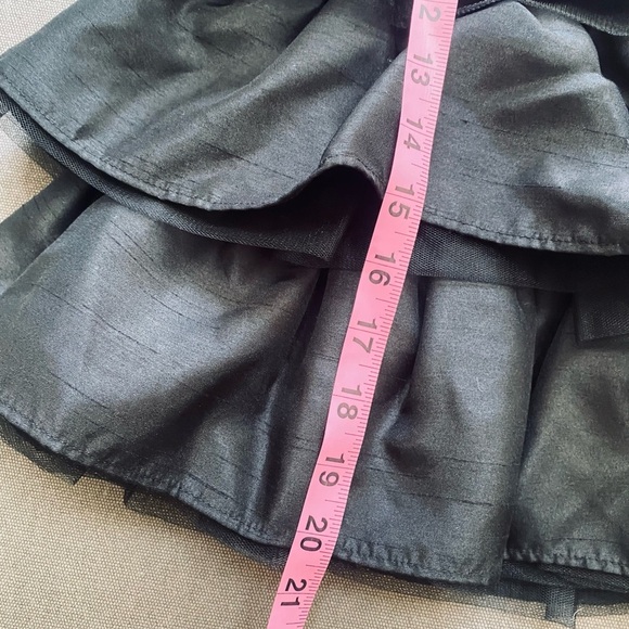 Gymboree Toddler Girl’s Holiday Tiered  Ruffle Dress Size 2T - Picture 3 of 4